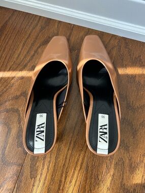 ZARA Tan Square-Toe Leather Slip-On Mules